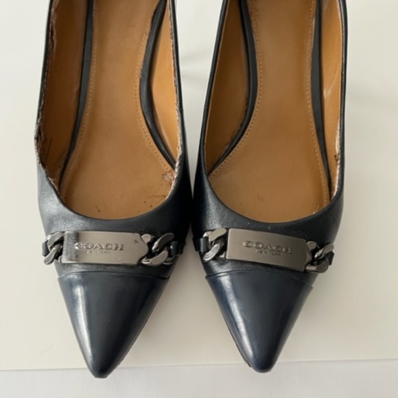 (*2 for $30) Leather Coach Navy Pumps size 6 - Picture 4 of 14